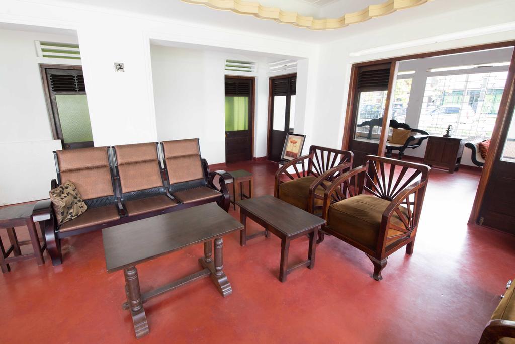Hamilton House Hotel Negombo Exterior photo